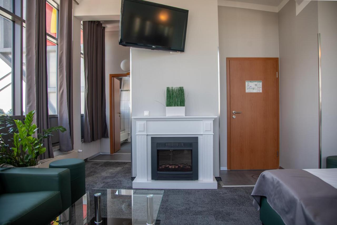 Auszeit Das Hotel Schweitenkirchen Buitenkant foto