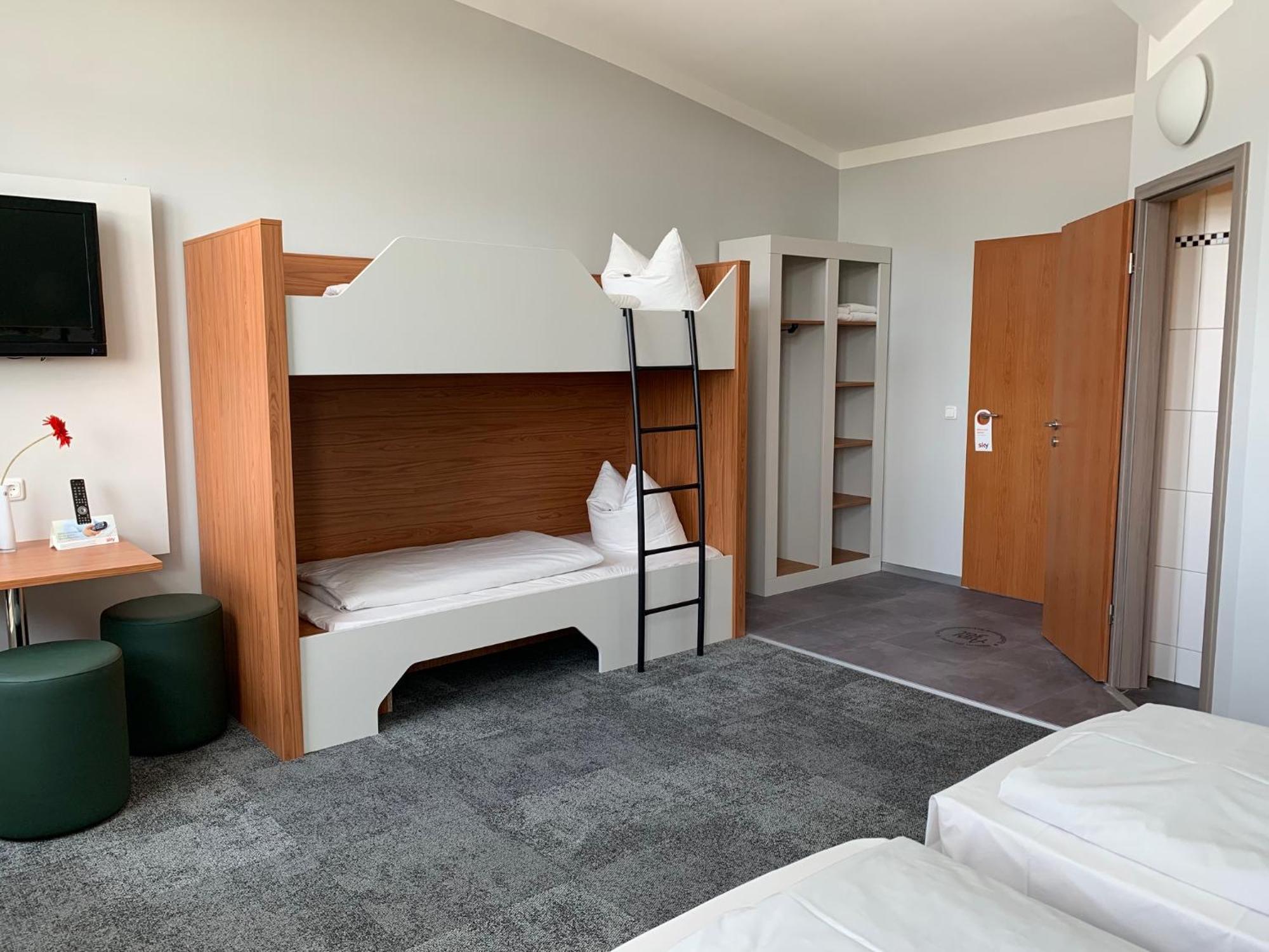 Auszeit Das Hotel Schweitenkirchen Buitenkant foto