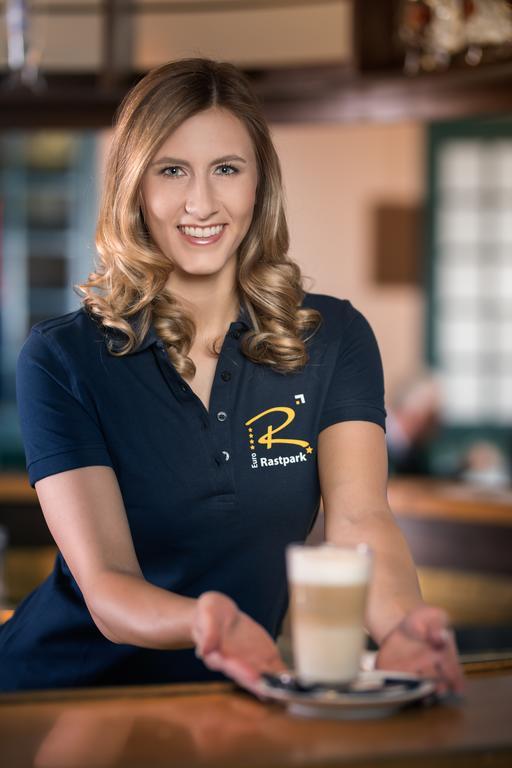Auszeit Das Hotel Schweitenkirchen Buitenkant foto